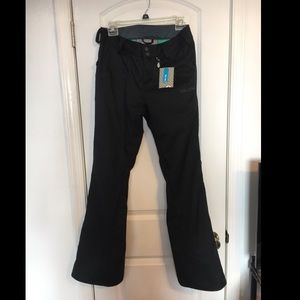 NWT Volcom snowboard pants.